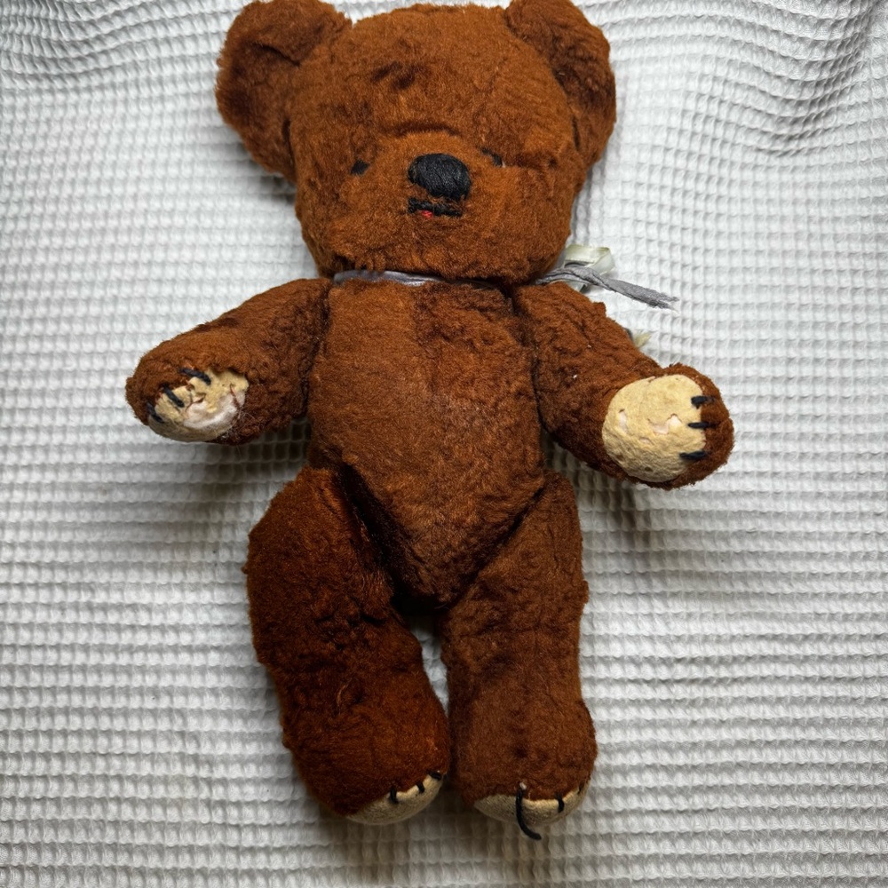 Antique 1910s–1920s Jointed Mohair Teddy Bear Felt Paws